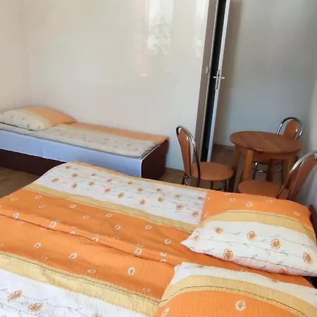 招待所 Goscinne 'jagodka' 莱鲍