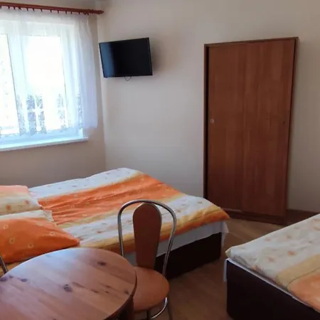 Goscinne 'jagodka' 3*